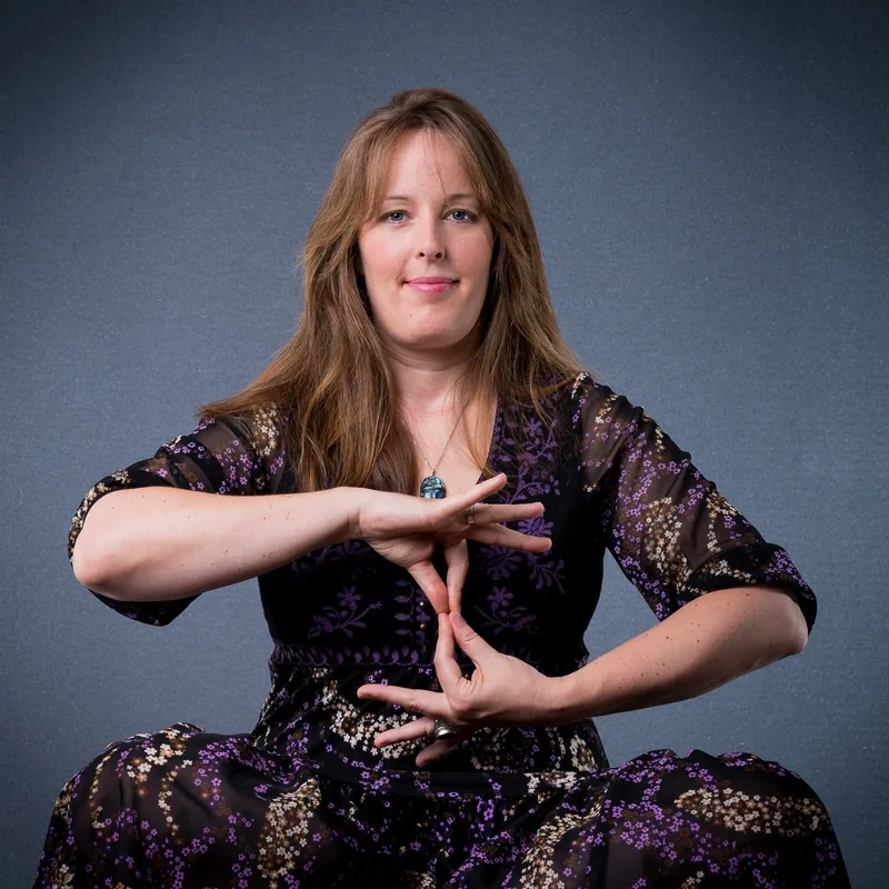 Que sont les mudras et à quoi servent-ils ? I Mary Mann